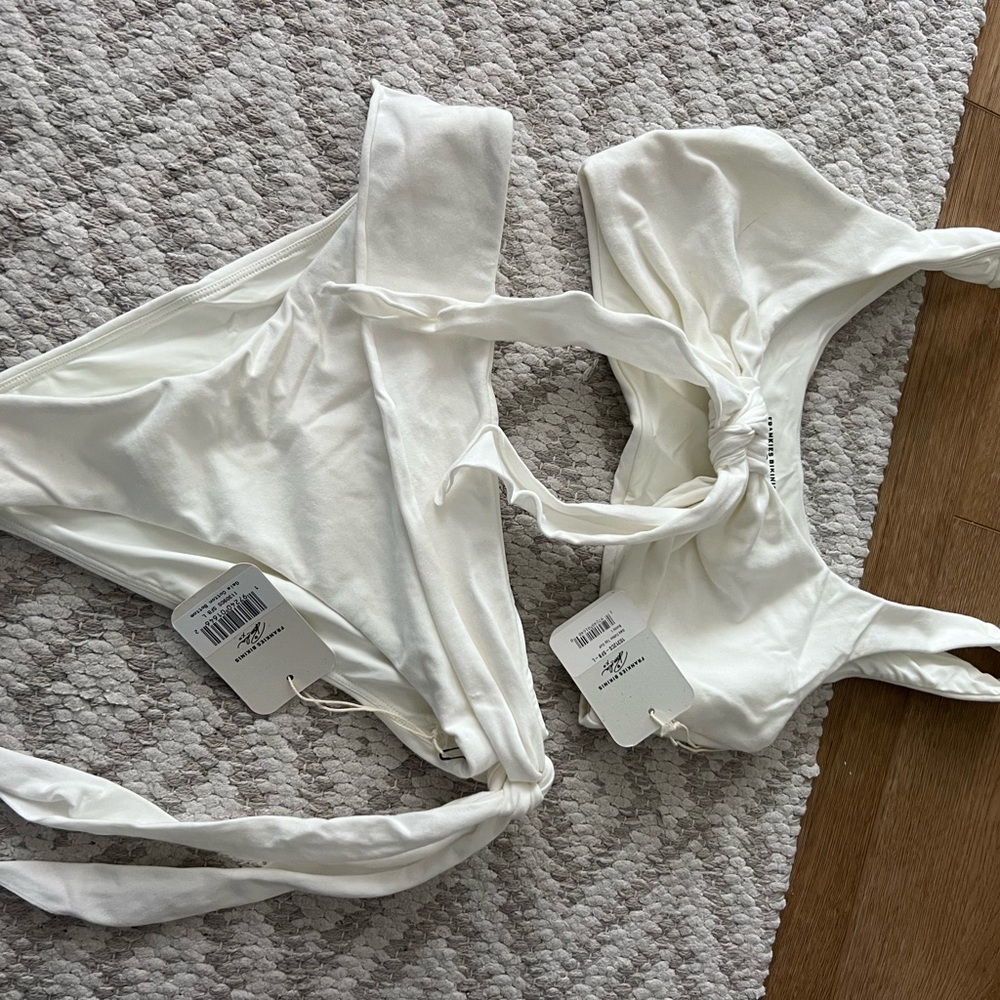 Frankie's Bikinis White Bra Intimates & Sleepwear